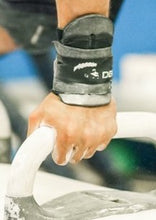 Load image into Gallery viewer, Photo by Adrian de Los Angeles